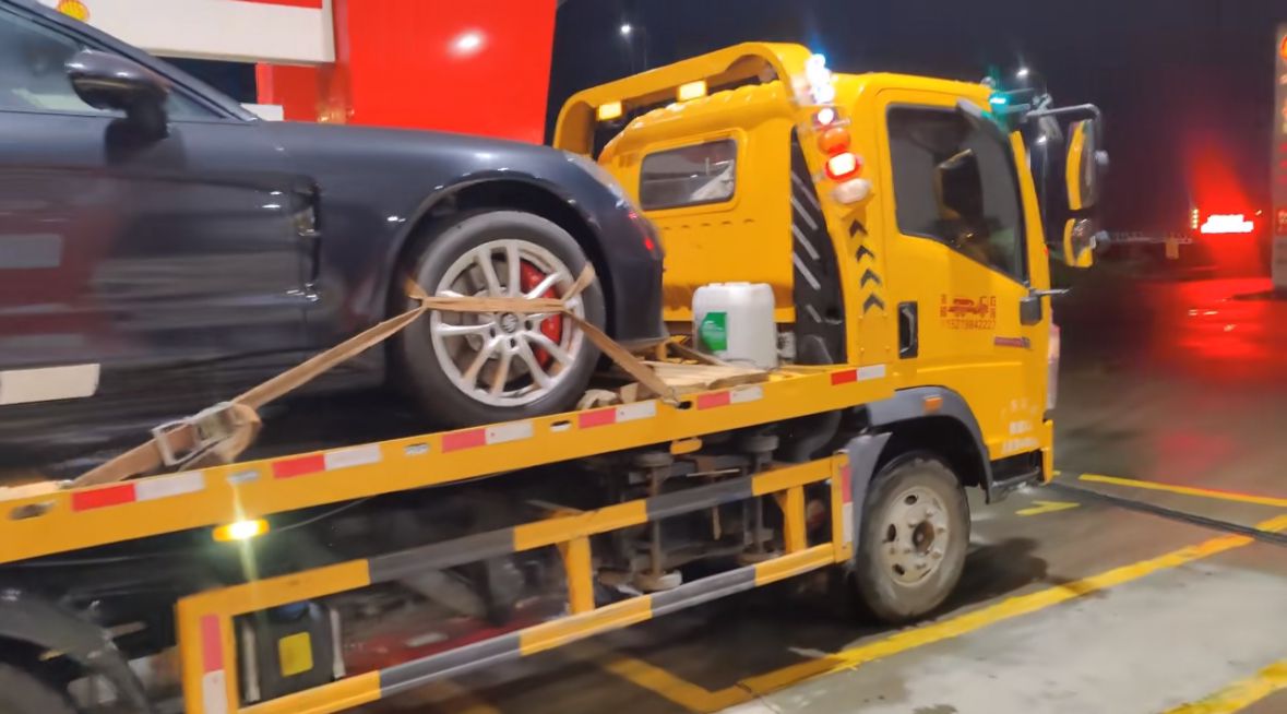 安阳行车途中遇到突发状况该如何呼叫道路救援？